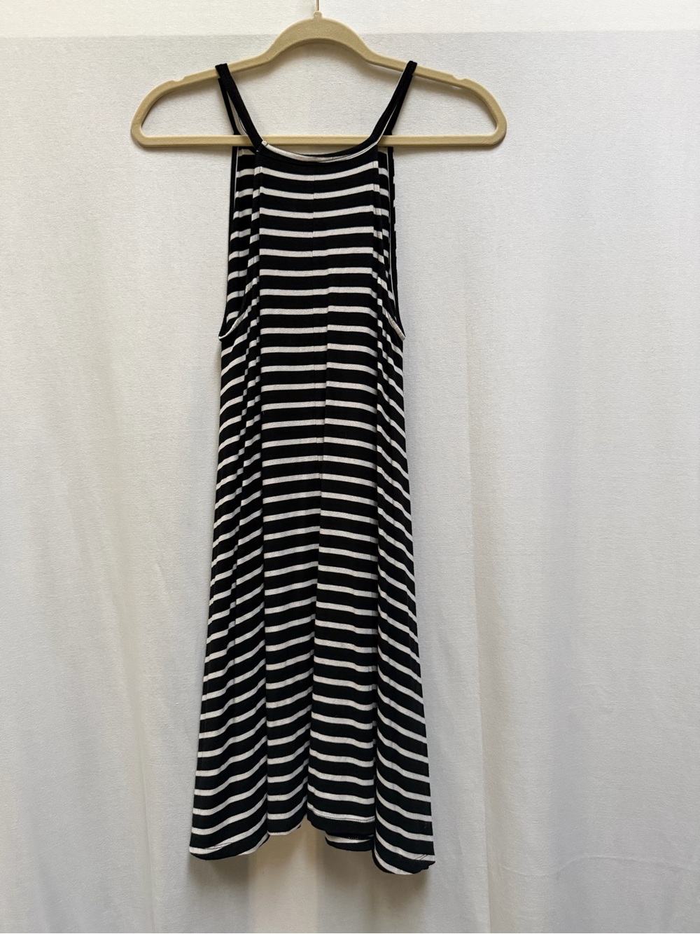 Old Navy Black and White Striped Sundress  Jersey Knit Stretch Simple comfort